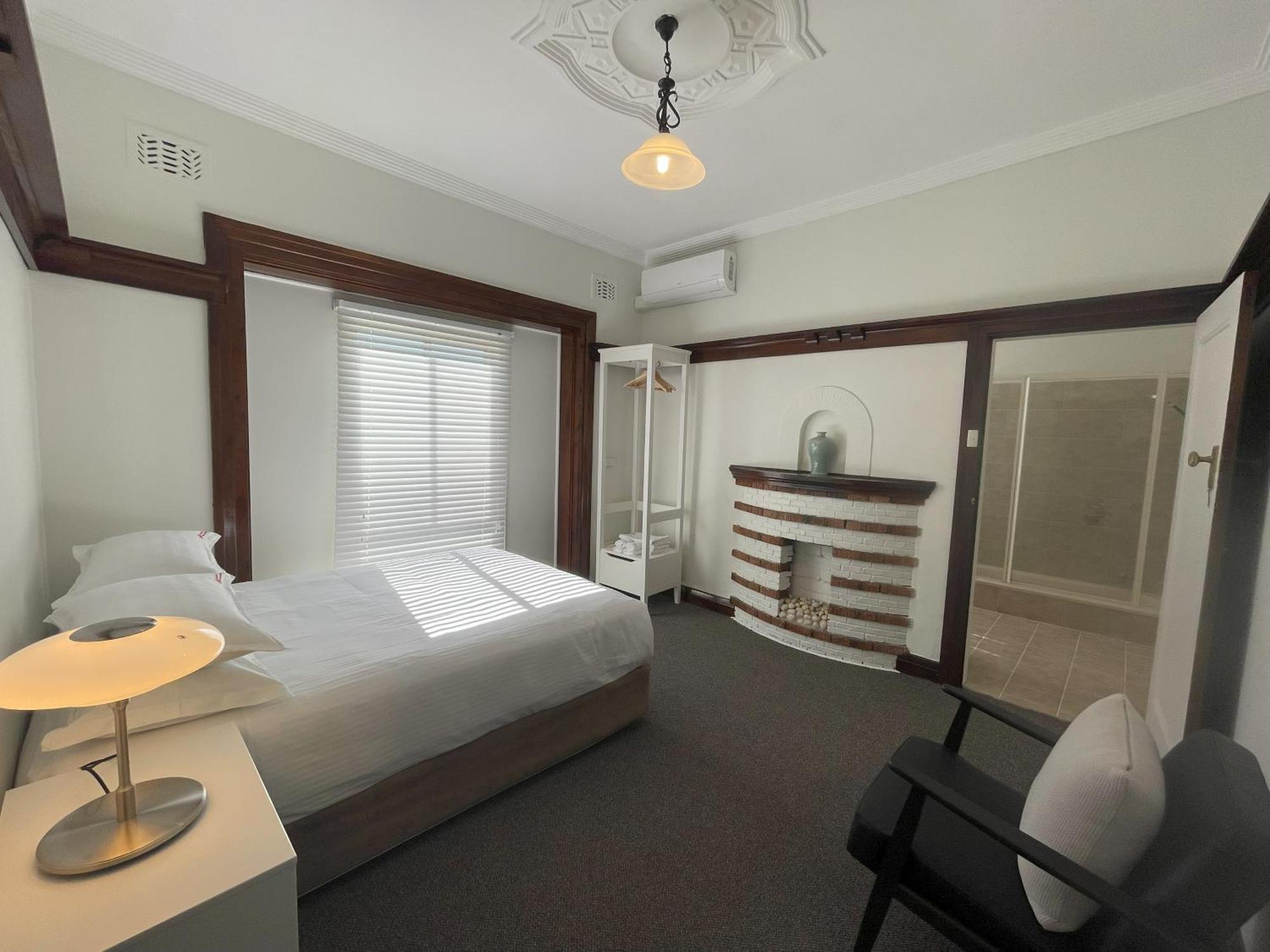 Globe Apartments Wagga Wagga Bagian luar foto