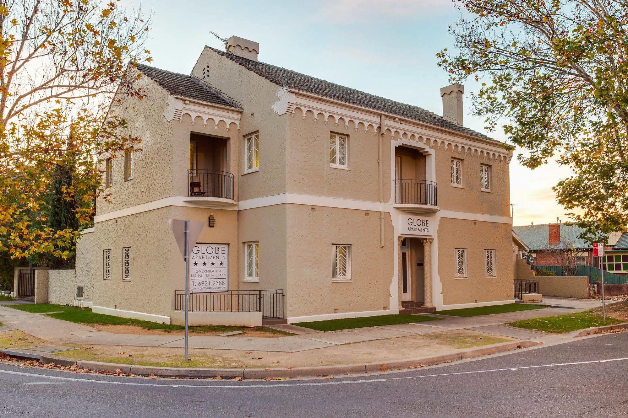 Globe Apartments Wagga Wagga Bagian luar foto