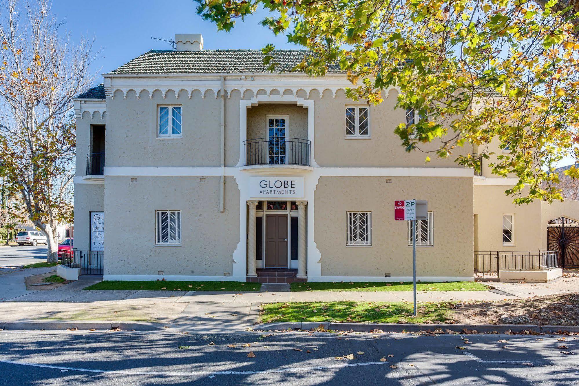 Globe Apartments Wagga Wagga Bagian luar foto